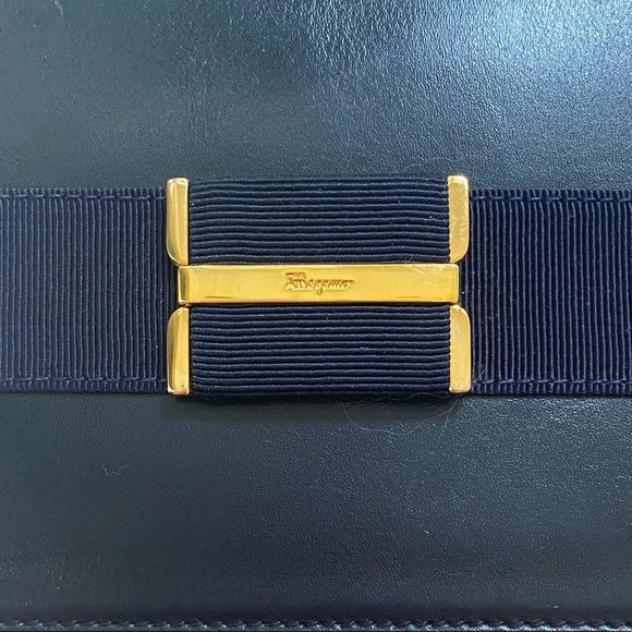 Salvatore Ferragamo Vara Bow Navy Blue Leather Shoulder Bag New - Picture 7 of 9